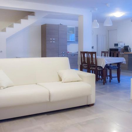B&B Alle Tre Rose Montignoso Habitación foto